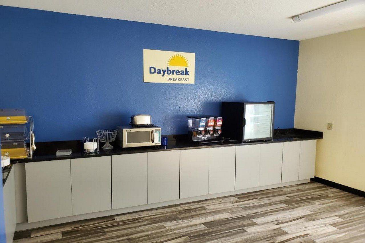Days Inn By Wyndham Macon I-75 North Kültér fotó